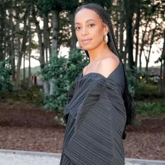 Meet your Posher Winnie - Picture 3 of 16